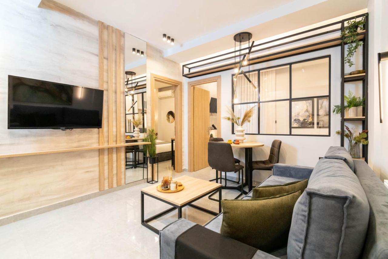 F & B Collection - 2 Bedroom * Thessaloniki